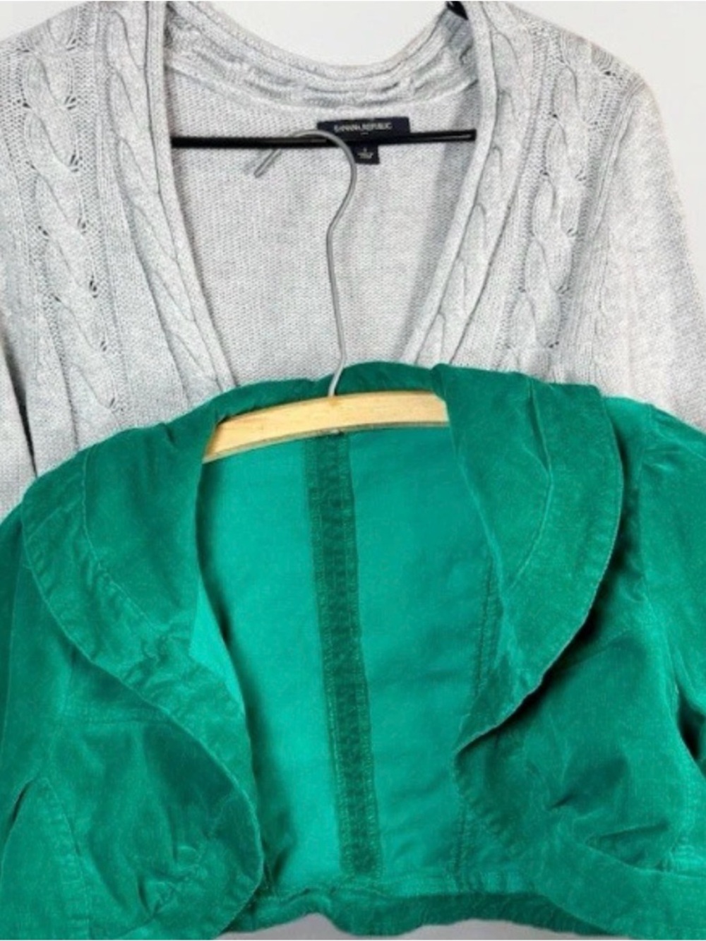 VTG Y2K Tops lot | Emerald green Crop + Banana Republic Knit Sweater Size small